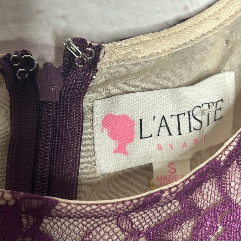 NWT L’ATISTE By Amy Purple Lace and Ruffle Mermaid Gown - Picture 10 of 15